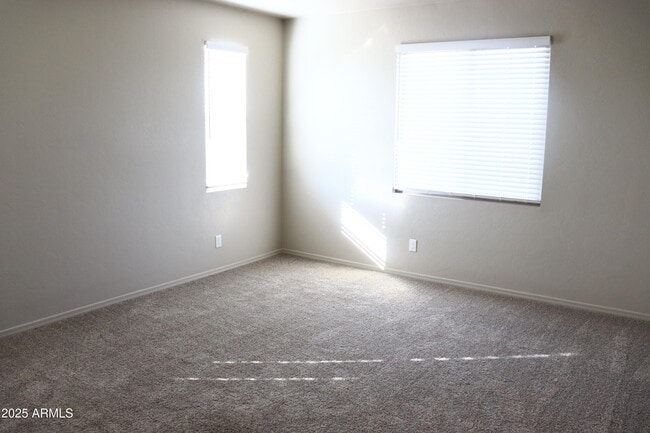 Building Photo - 1547 Middle Crk Ln