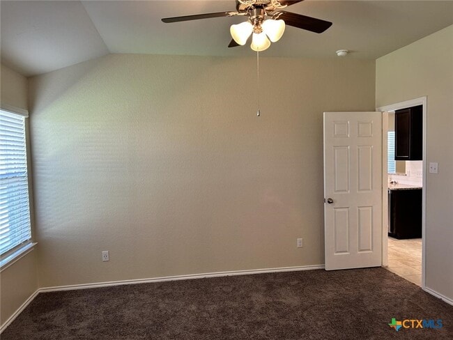 Building Photo - 6400 Treiber Dr