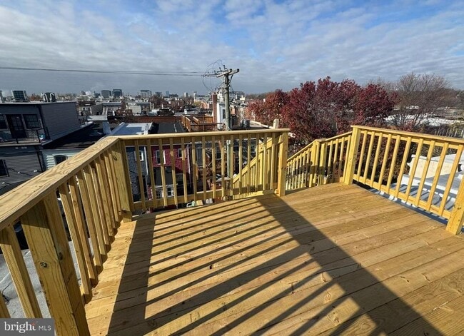 Building Photo - 606 S Belnord Ave