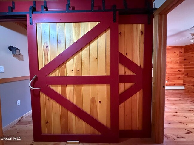 Building Photo - 7 McGowan Way