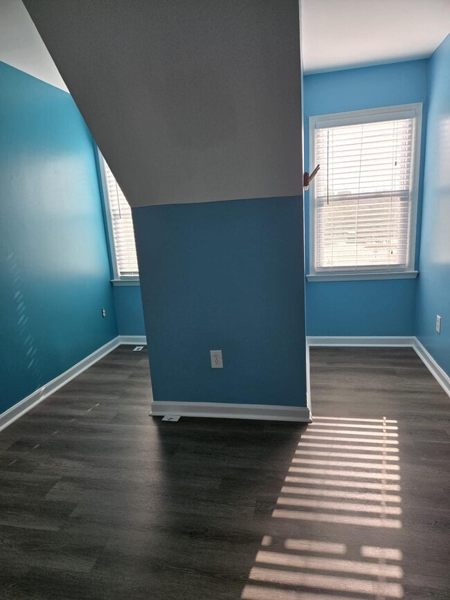 Building Photo - 965 Bass Ct N W