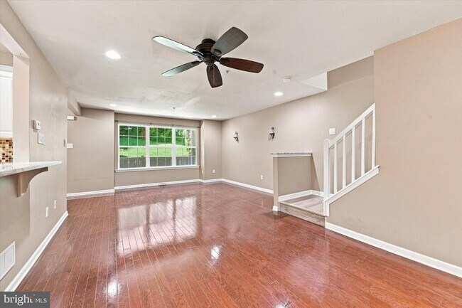 Building Photo - 278 Flagstone Rd
