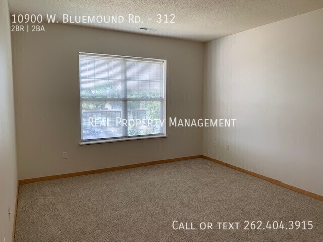 Building Photo - 10900 W Bluemound Rd