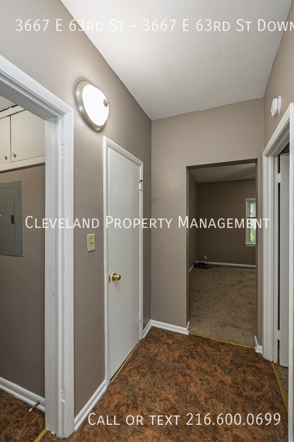Building Photo - 3667 E 63rd St