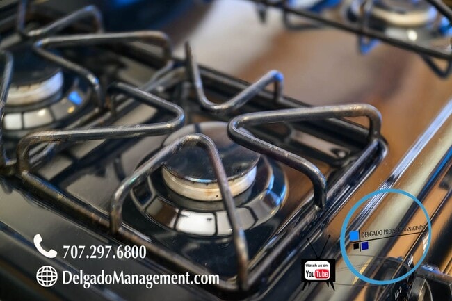 Building Photo - Downtown Benicia Historic 3 bedroom