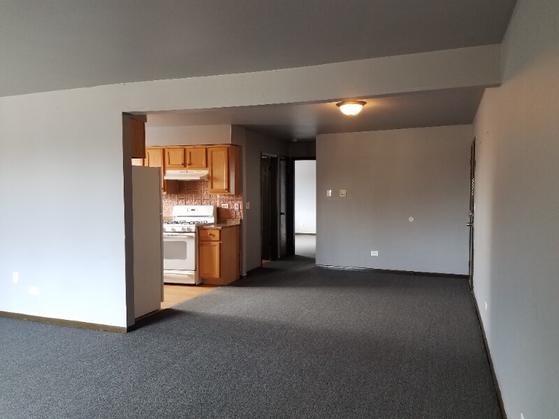 Building Photo - 7718 Wildwood Ct