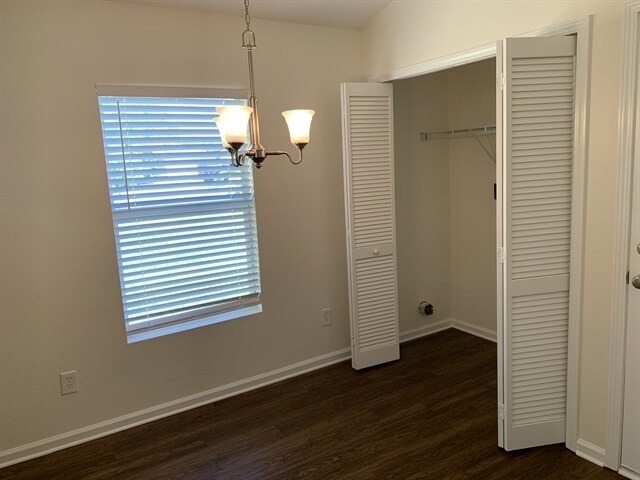 Building Photo - 98 Marisco Way