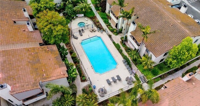 Building Photo - 110 N 2nd Ave