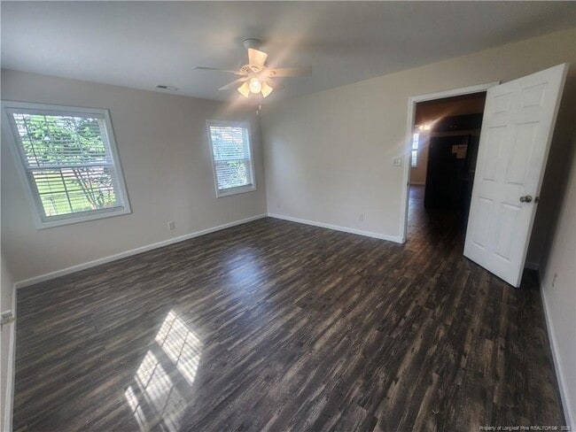 Building Photo - 6495 Portsmouth Dr