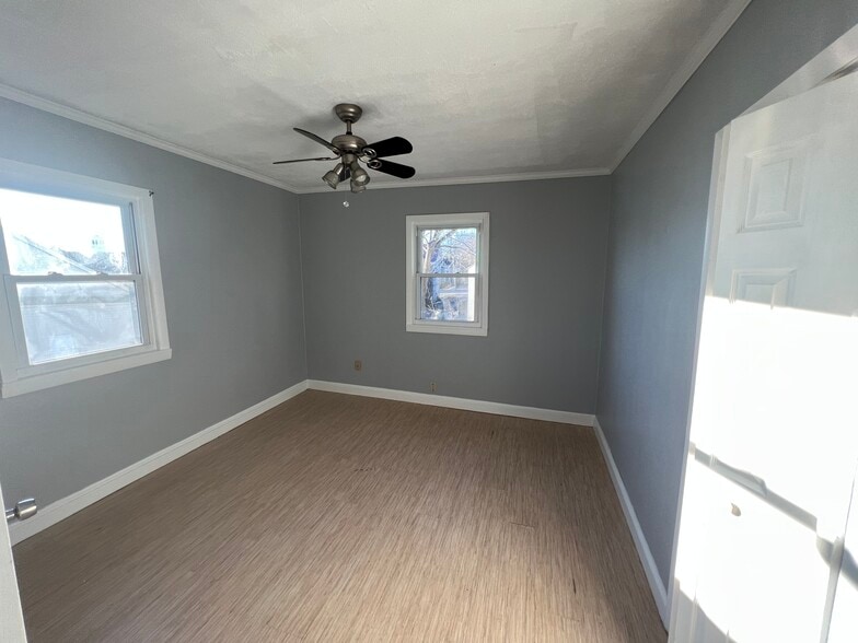 Building Photo - 26 Highland Ln