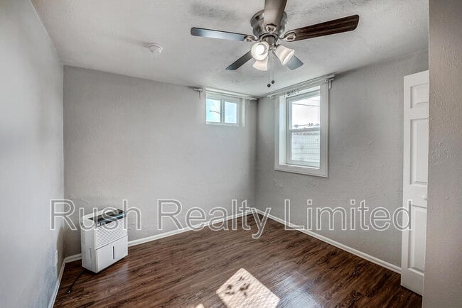 Building Photo - 4745 W 13th Ave