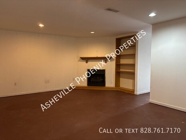 Building Photo - 22 Shackleford Dr