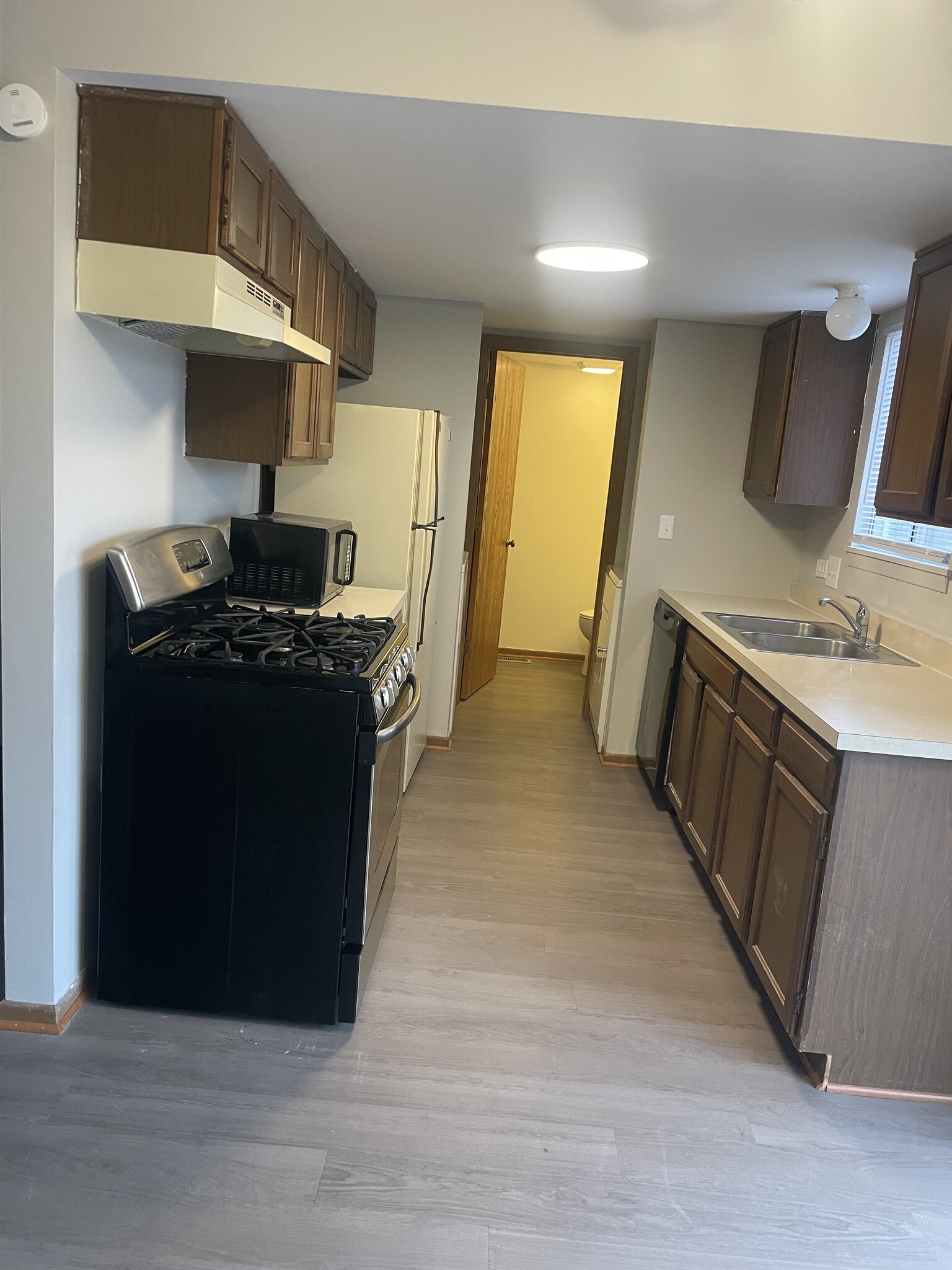 Building Photo - 1793 Goddard Ln