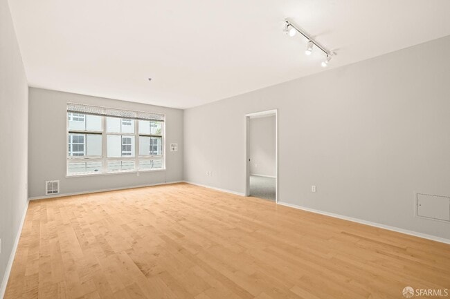 Building Photo - 821 Folsom St