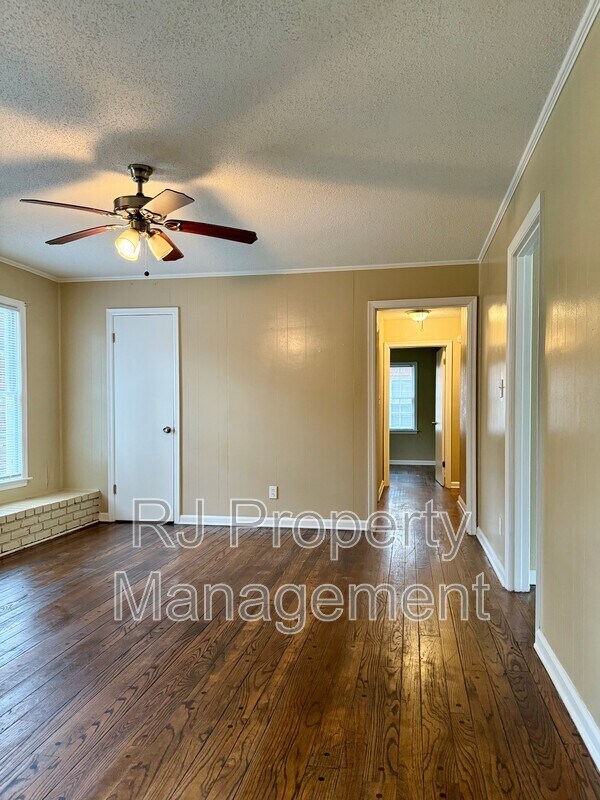 Building Photo - 3458 Sophia St