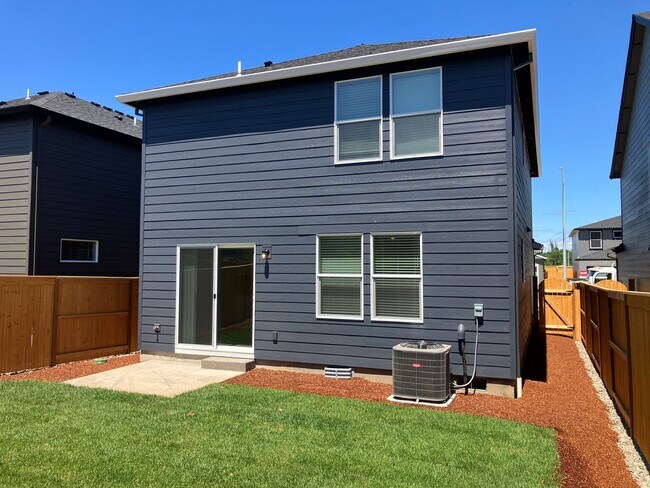 Building Photo - Brand New Three Bedroom Home in East Park Village!