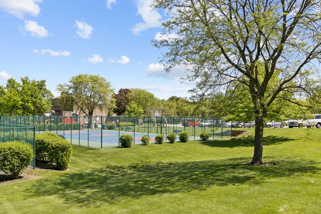 Building Photo - 1919 Finchley Ct