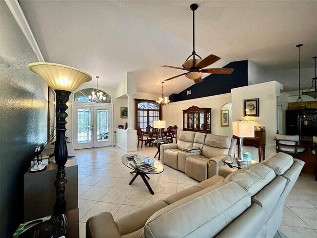 Building Photo - 24508 Saragossa Ln