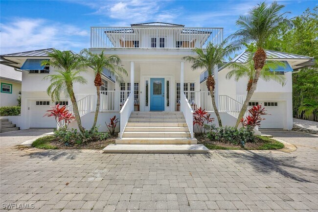 Primary Photo - 1500 Pelican Ave
