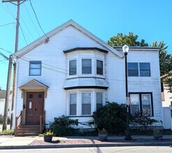 Building Photo - 36 112th St