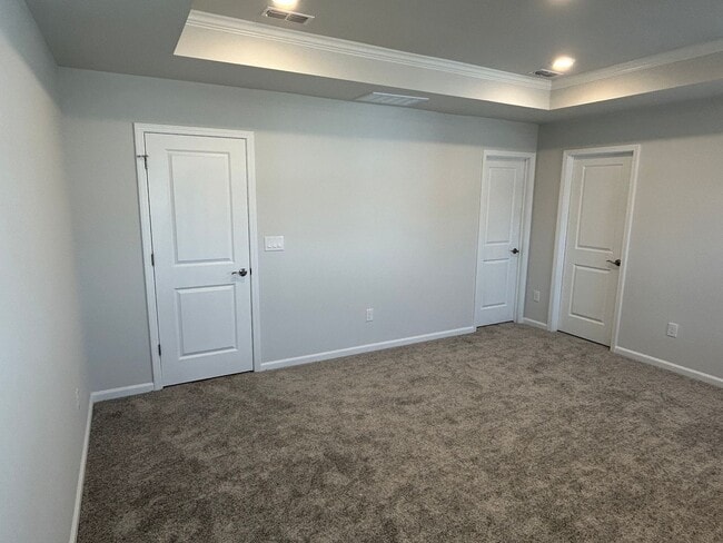 Building Photo - NEW 4 bed/3.5 bath townhome for rent in Apex