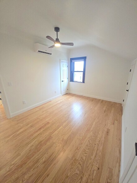 Third Bedroom - 1205 Lee St