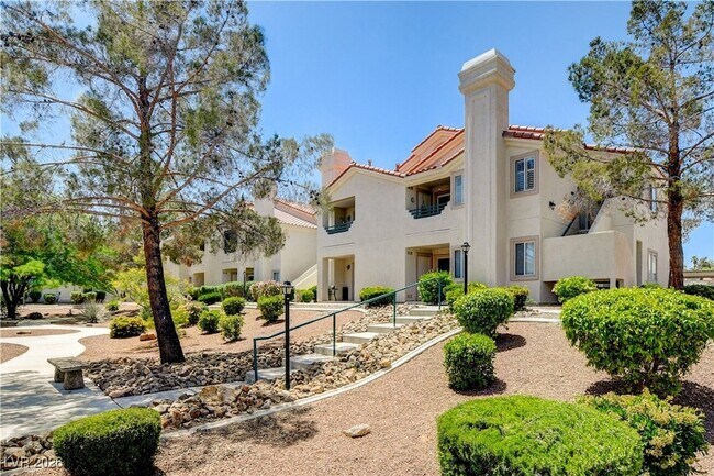 Building Photo - 760 Hunters Creek Ln