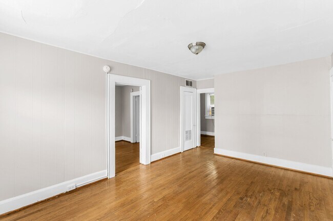 Building Photo - Park View Apartments