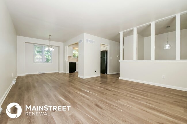 Building Photo - 5120 Goodman Ln