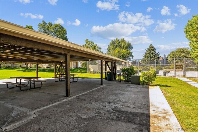 Building Photo - 8468 Everett Way