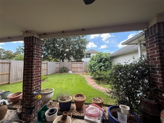 Building Photo - 6018 Gablestone Ln