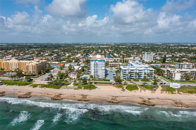 Building Photo - 800 SE 20th Ave