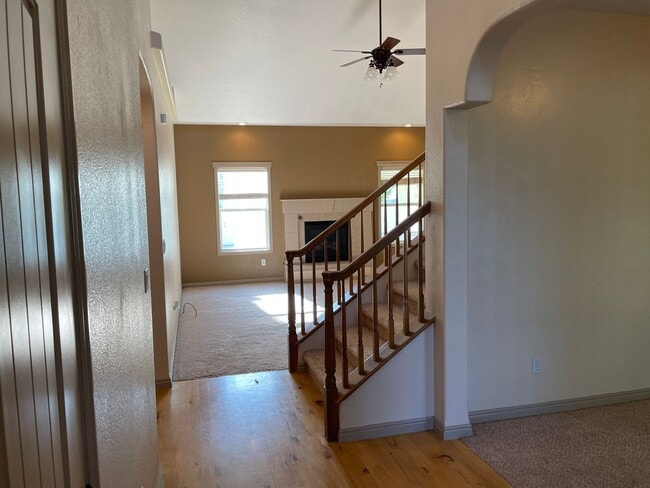 Building Photo - 3607 Hermosa Ave