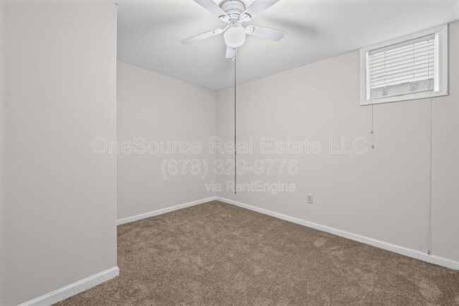 Building Photo - 4211 Crestside Rdg SW