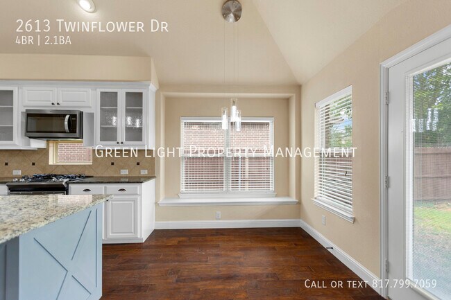 Building Photo - 2613 Twinflower Dr