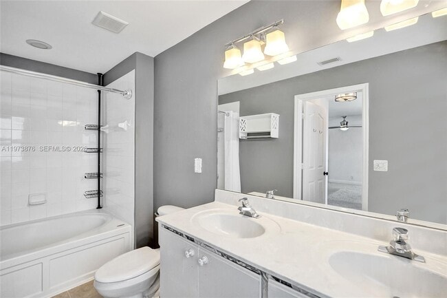 Building Photo - 847 NW 127th Ave