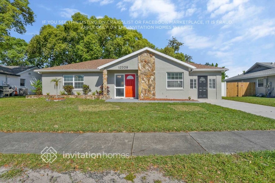 Building Photo - 12208 Florida Woods Ln