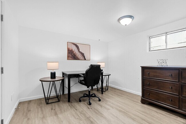 Building Photo - 6444 Wade Ave