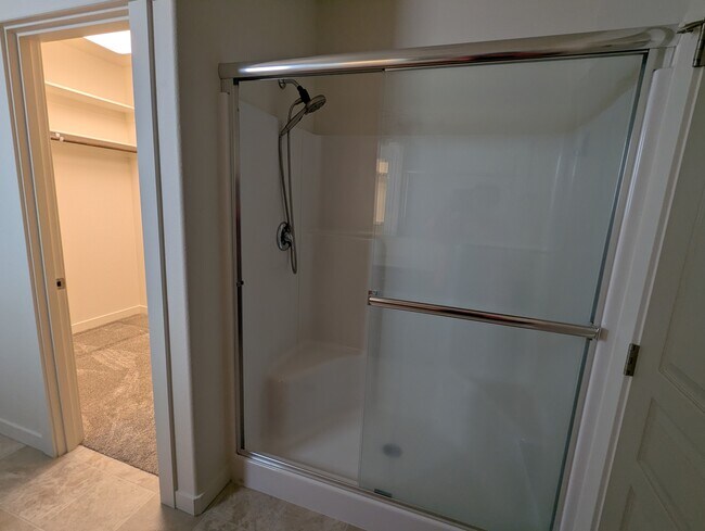 Building Photo - 3667 SW Pumice Stone Ave