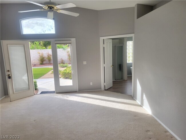 Building Photo - 2229 Fiero Dr