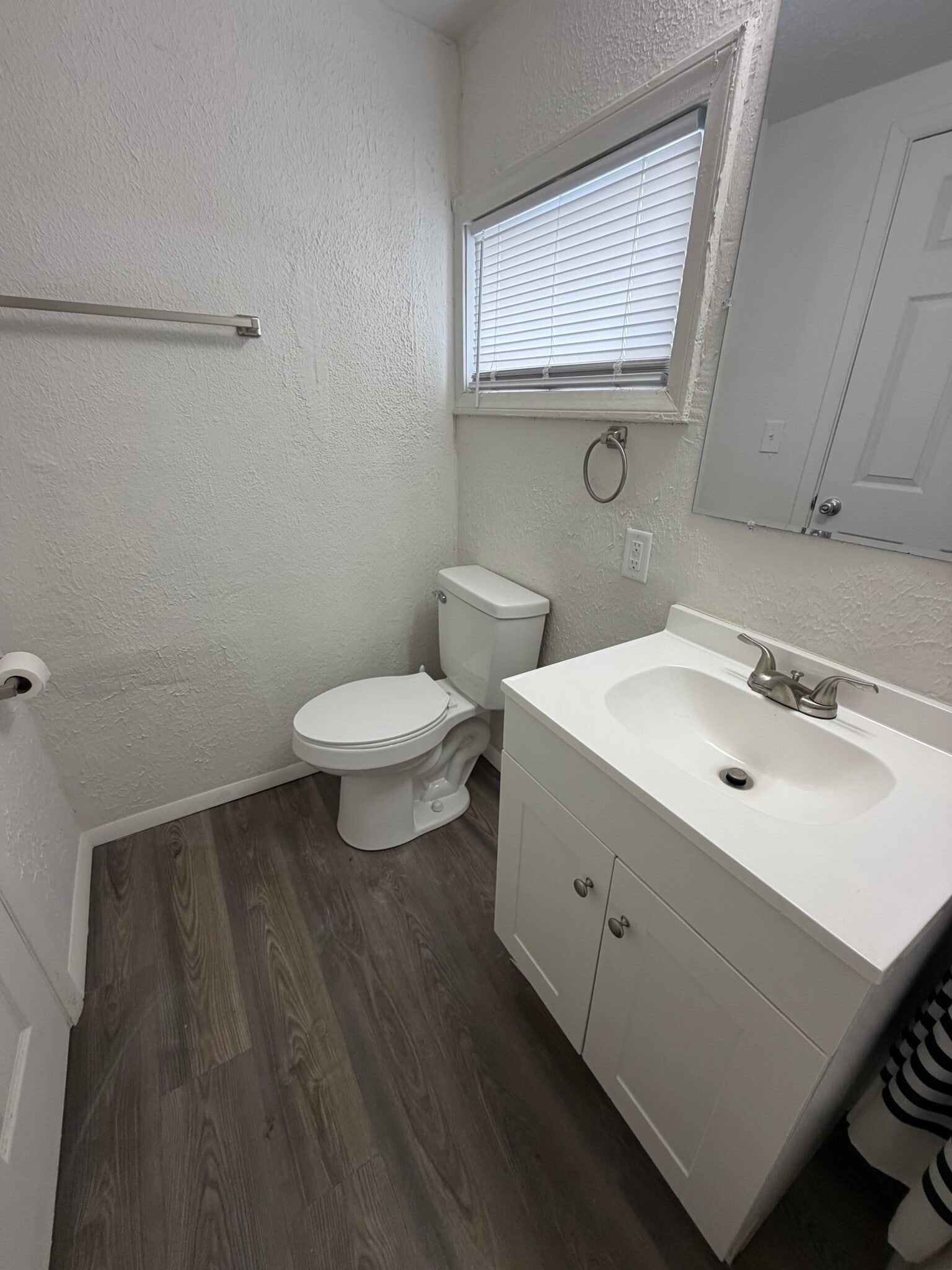 Building Photo - 1048 N Jefferson St