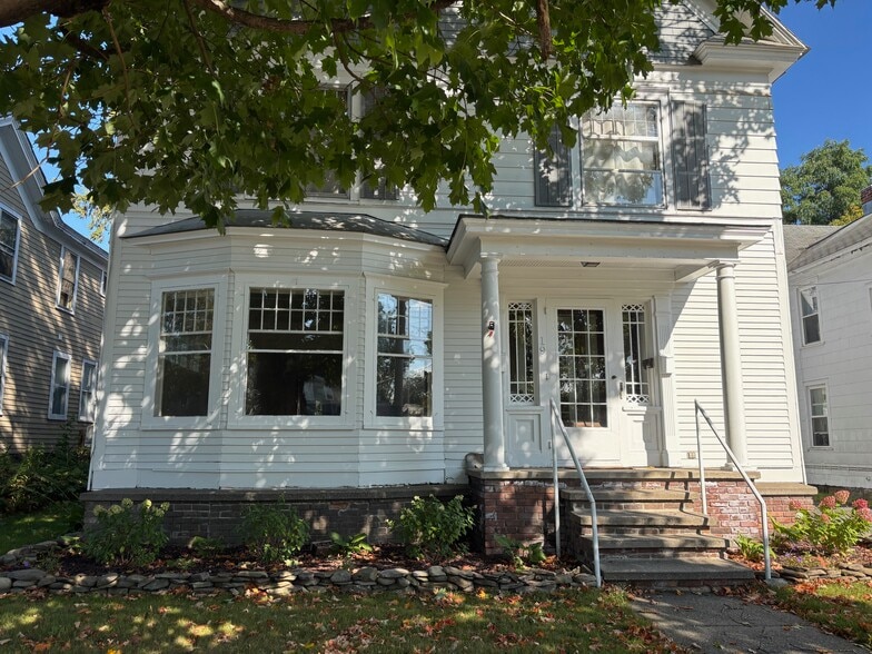 Building Photo - 19 Harrison Ave