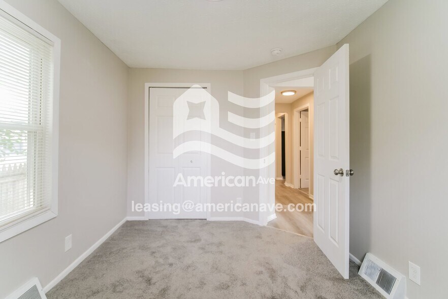 Building Photo - 869 Triplett Blvd