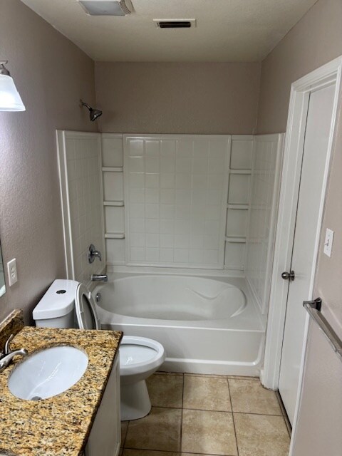 Building Photo - 325 Wolf Mountain Ln