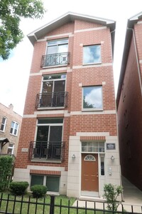Building Photo - 3543 S Hamilton Ave
