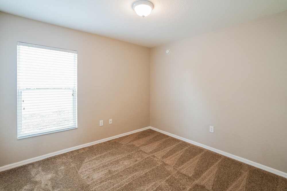Building Photo - 4736 Summerfield Cir