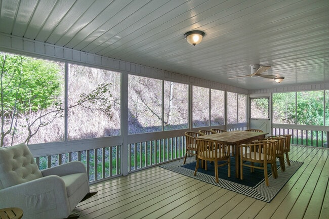 Building Photo - 54 Hyder Ln