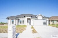 Building Photo - 1434 White Oak Dr