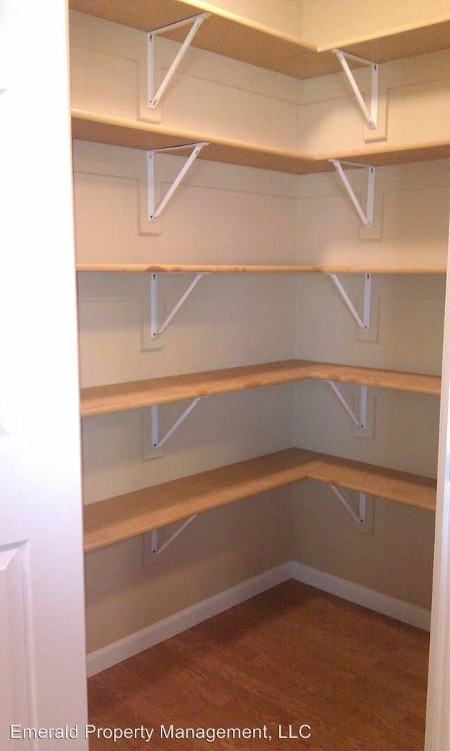 Building Photo - 4 br, 2.5 bath House - 509 Brookmont