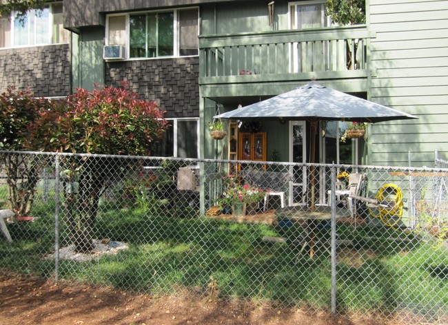  - Towne South Apartments